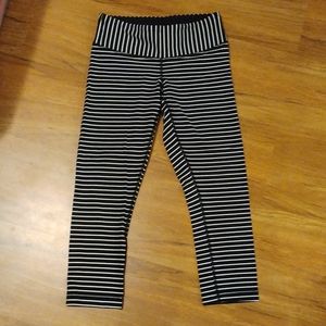 Lululemon cropped leggings